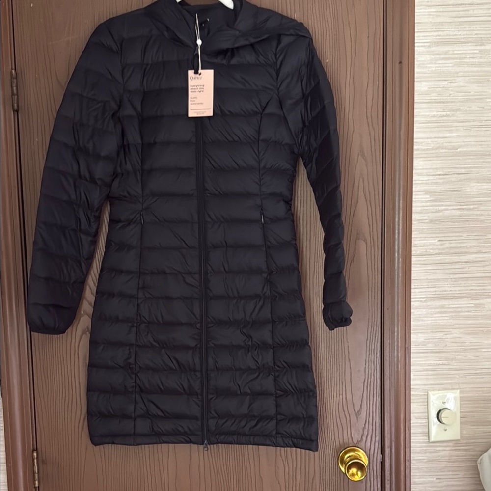Quince Women's Blue Long Packable Puffer Jacket